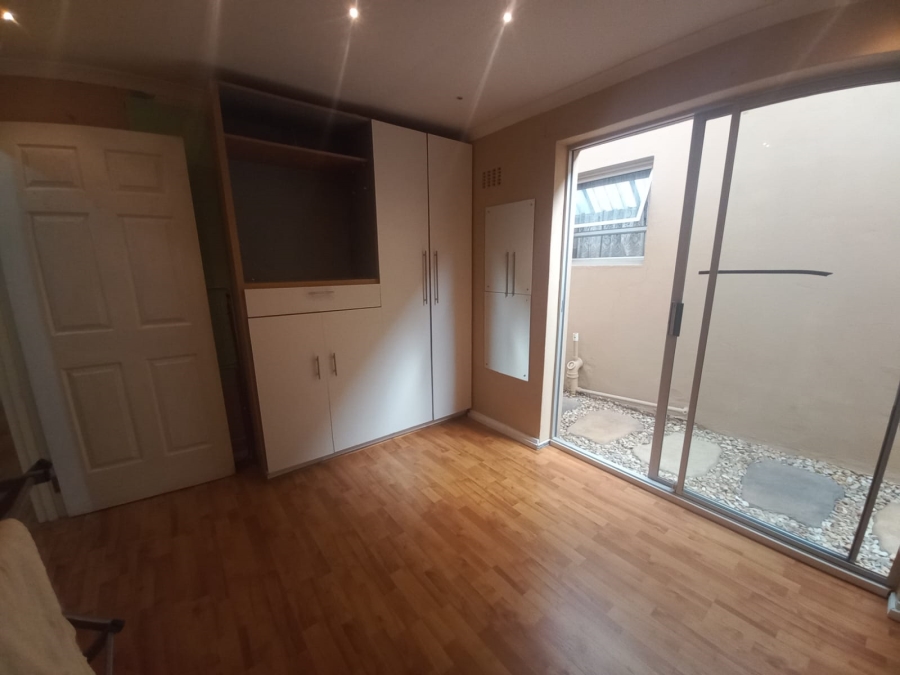 4 Bedroom Property for Sale in Portlands Western Cape